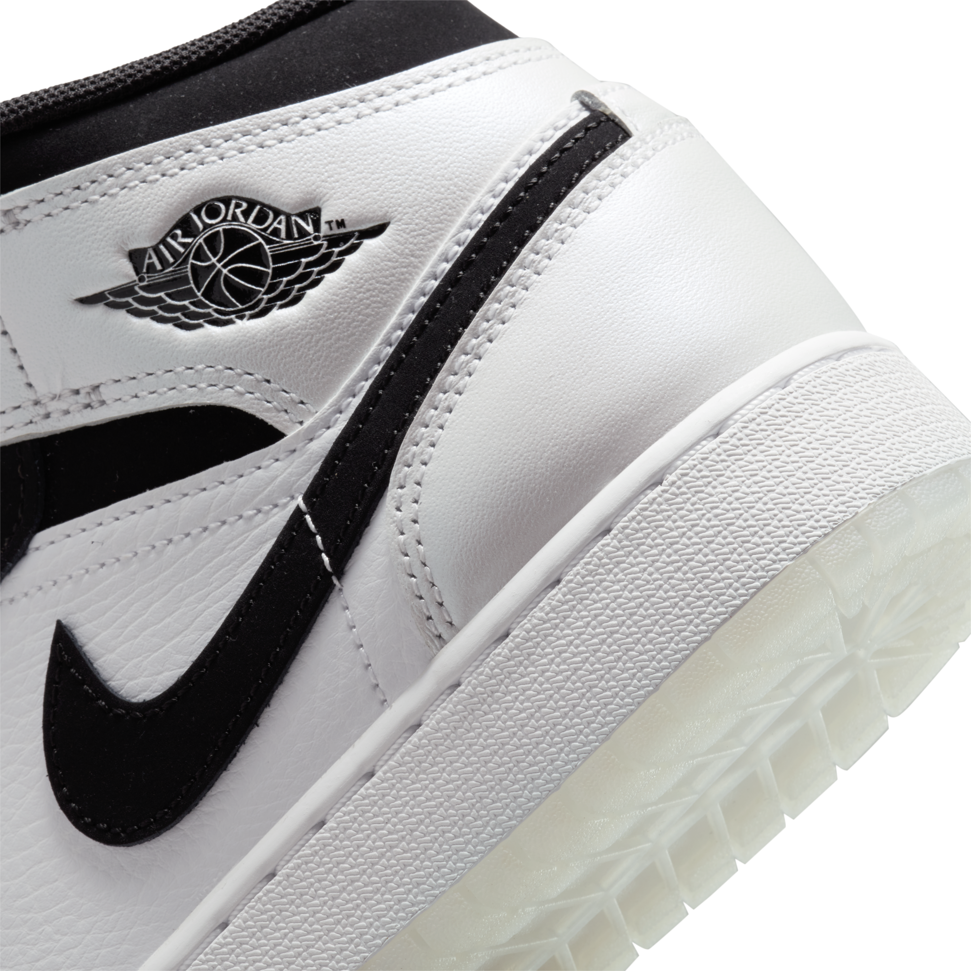 (grade school) air jordan 1 mid se ‘Di*m*nd shorts’ dn4321-100