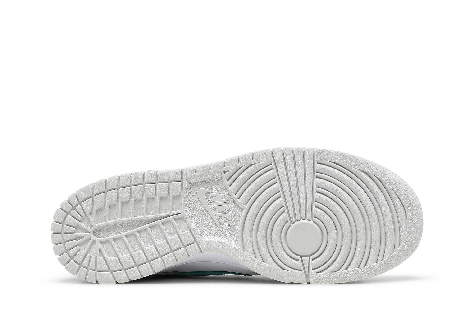 (Grade School) Nike Dunk Low ‘Tropical Twist’ CW1590-101