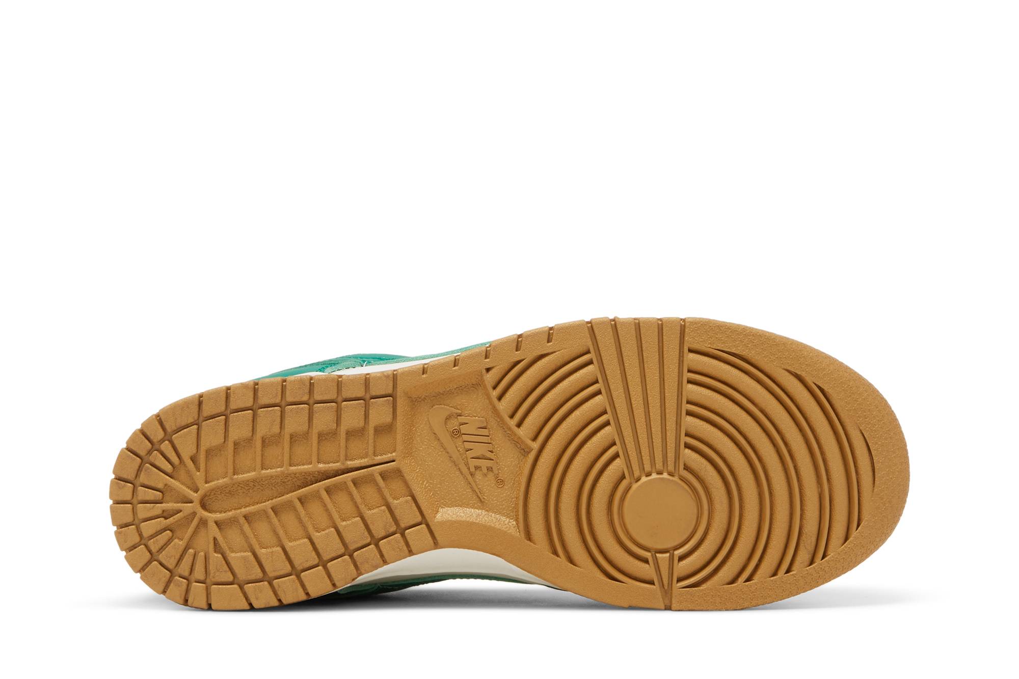(Women) Nike Dunk Low ‘Malachite Metallic Gold’ FB7173-131
