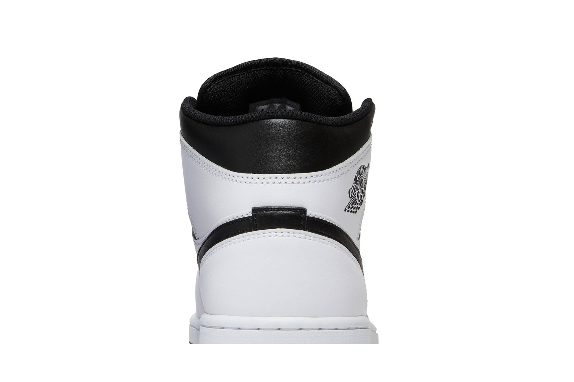 Air Jordan 1 Mid ‘White Black’ DQ8426-132