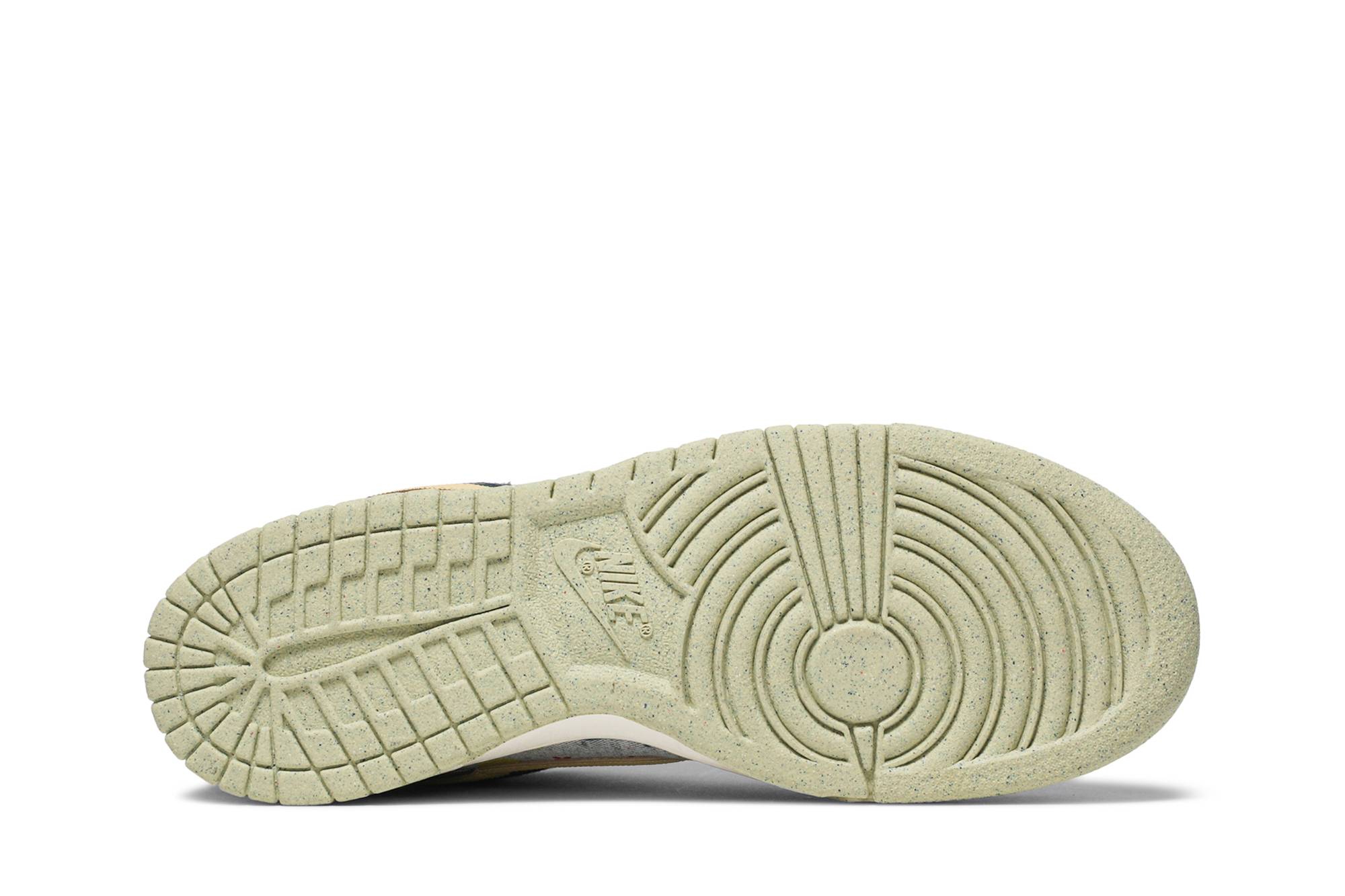 Nike Dunk Low ‘Community Garden’ [also worn by Wang Yibo] CZ9747-900